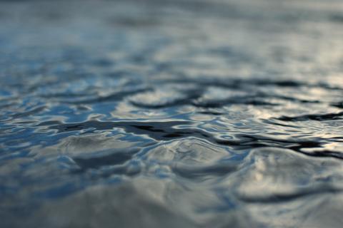 Eau